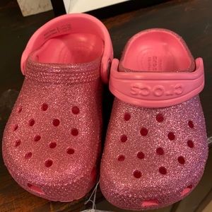 Kids CROCS, Toddler Sz 7, NEW with tags, Pink sparkle